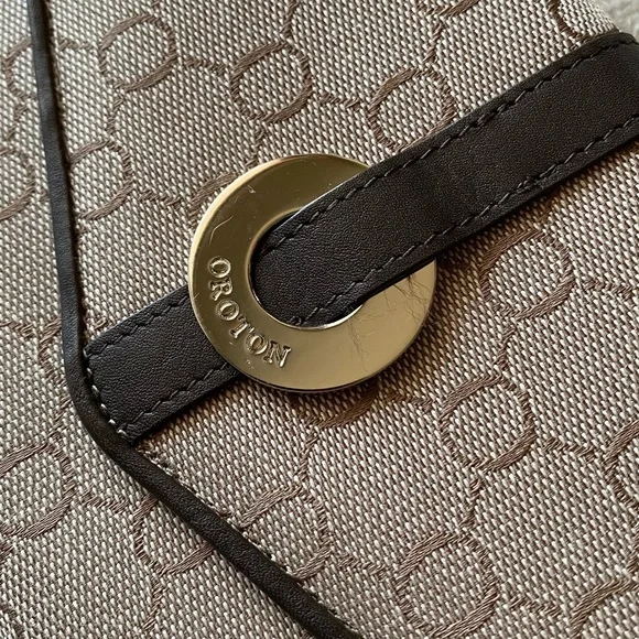Vintage Oroton canvas and brown leather clutch - Picture 2 of 5